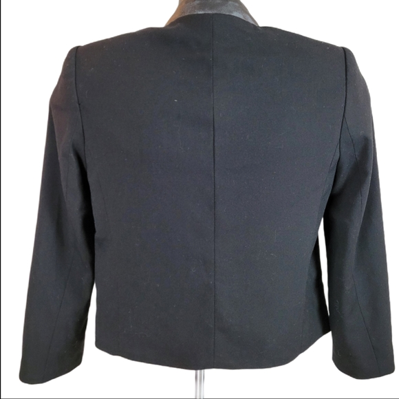FOREVER 21 Blazer Jacket Black Cropped Tuxedo Size S - Picture 3 of 8